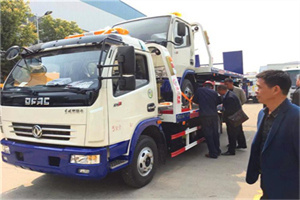 弋阳汽车道路救援拖车价格